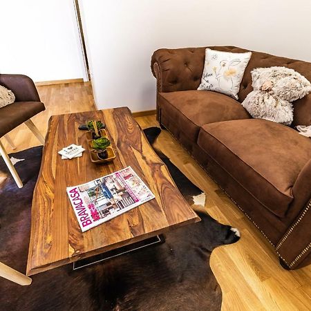 Apartmani Alexandar15 ノヴィ・サド エクステリア 写真