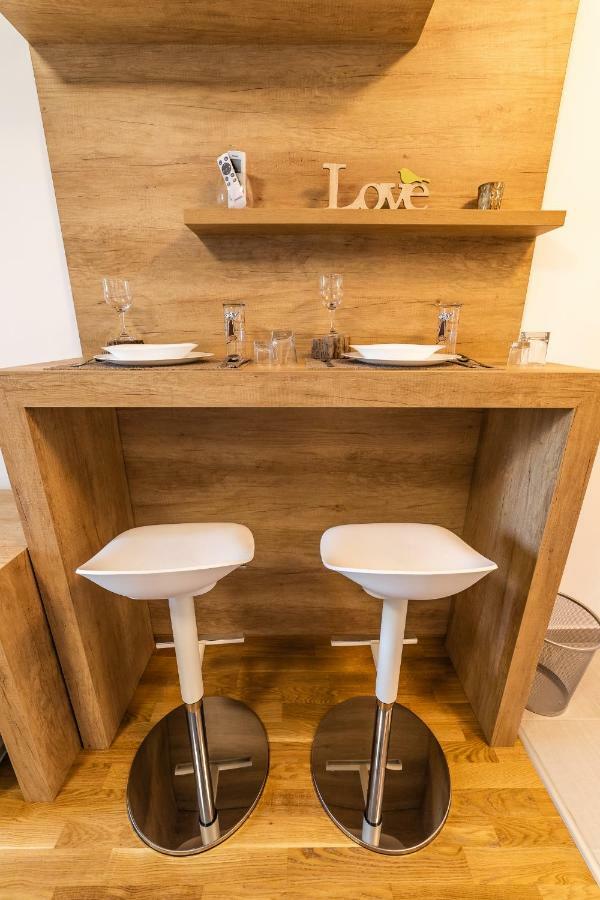 Apartmani Alexandar15 ノヴィ・サド エクステリア 写真
