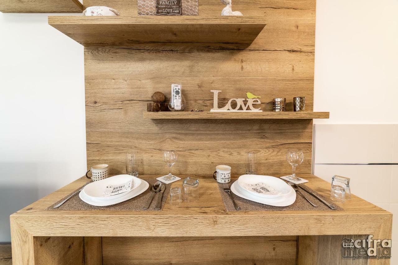 Apartmani Alexandar15 ノヴィ・サド エクステリア 写真